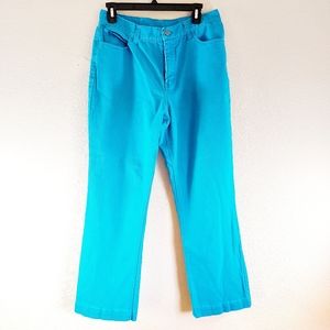 NEW YORK JEANS SIZE 12 BLUE IN COLOR